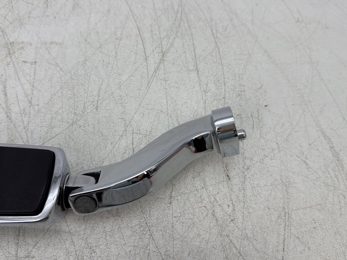 2004 Harley Road King Touring Custom FLHRSI OEM Passenger Left & Right Foot Pegs