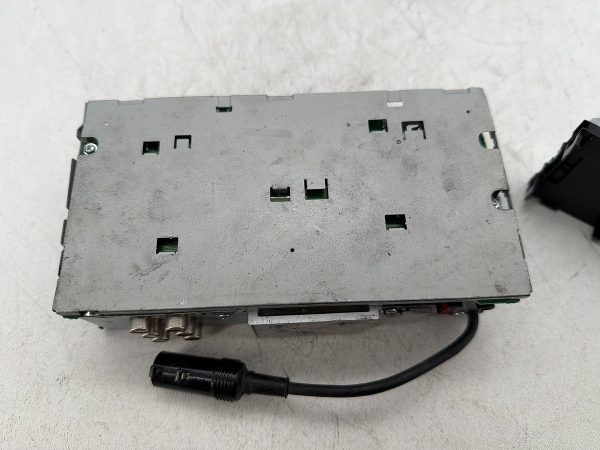 06 Harley Street Glide Touring Digital Media Receiver Head Radio Player Kenwood
