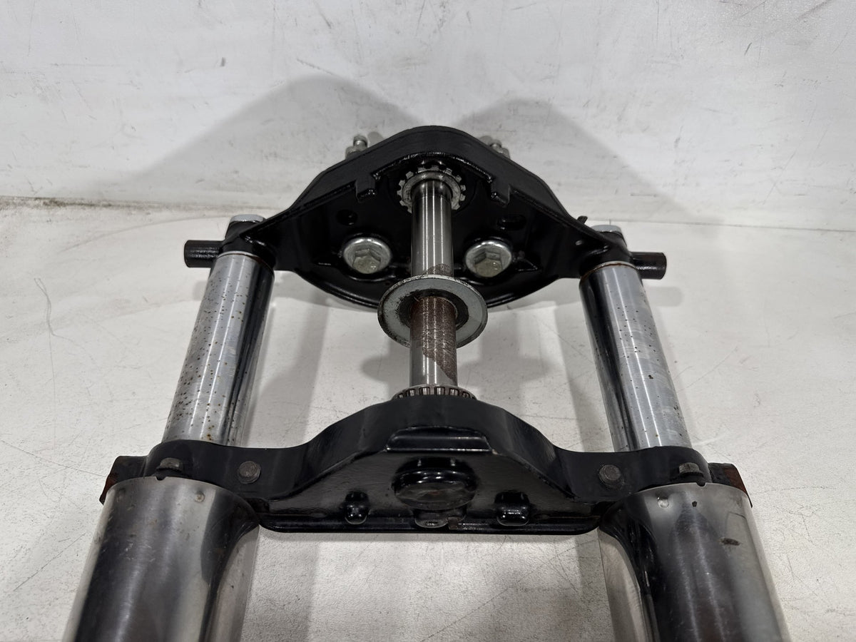 2013 Harley Street Glide Touring Front Triple Tree Set & LH RH Fork Legs Sliders