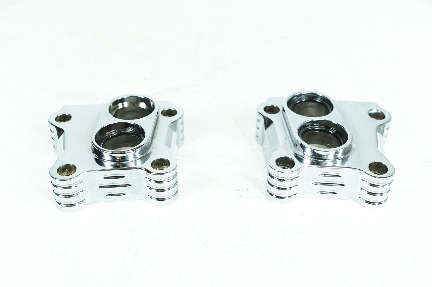 1999 - 2006 Harley-Davidson Softail Heritage Tappet Engine Lifter Chrome Covers  	17964-99