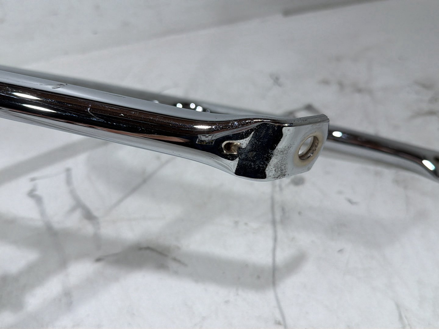 2014 Harley Electra Glide Touring Ultra OEM Rear Right Saddlebag Guard Rails Bar