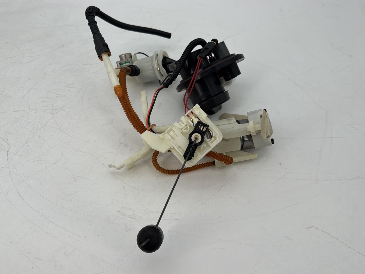 2008 - 2016 Harley-Davidson Touring Electra Glide Ultra Fuel Pump Gas Gasoline Petrol Sending