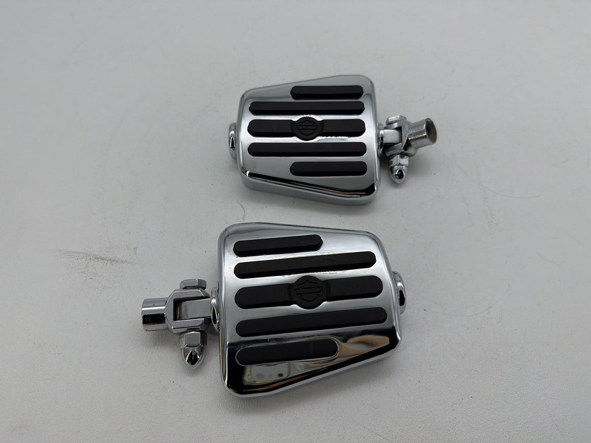 1994 Harley Softail Custom FXSTC OEM Passenger Left & Right Foot Pegs 50451-09