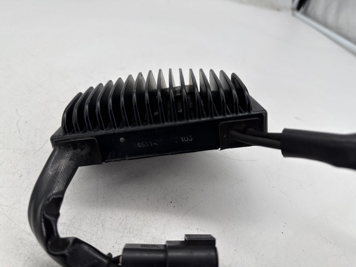 2007 Harley Dyna Super Glide FXD OEM Voltage Regulator Rectifier