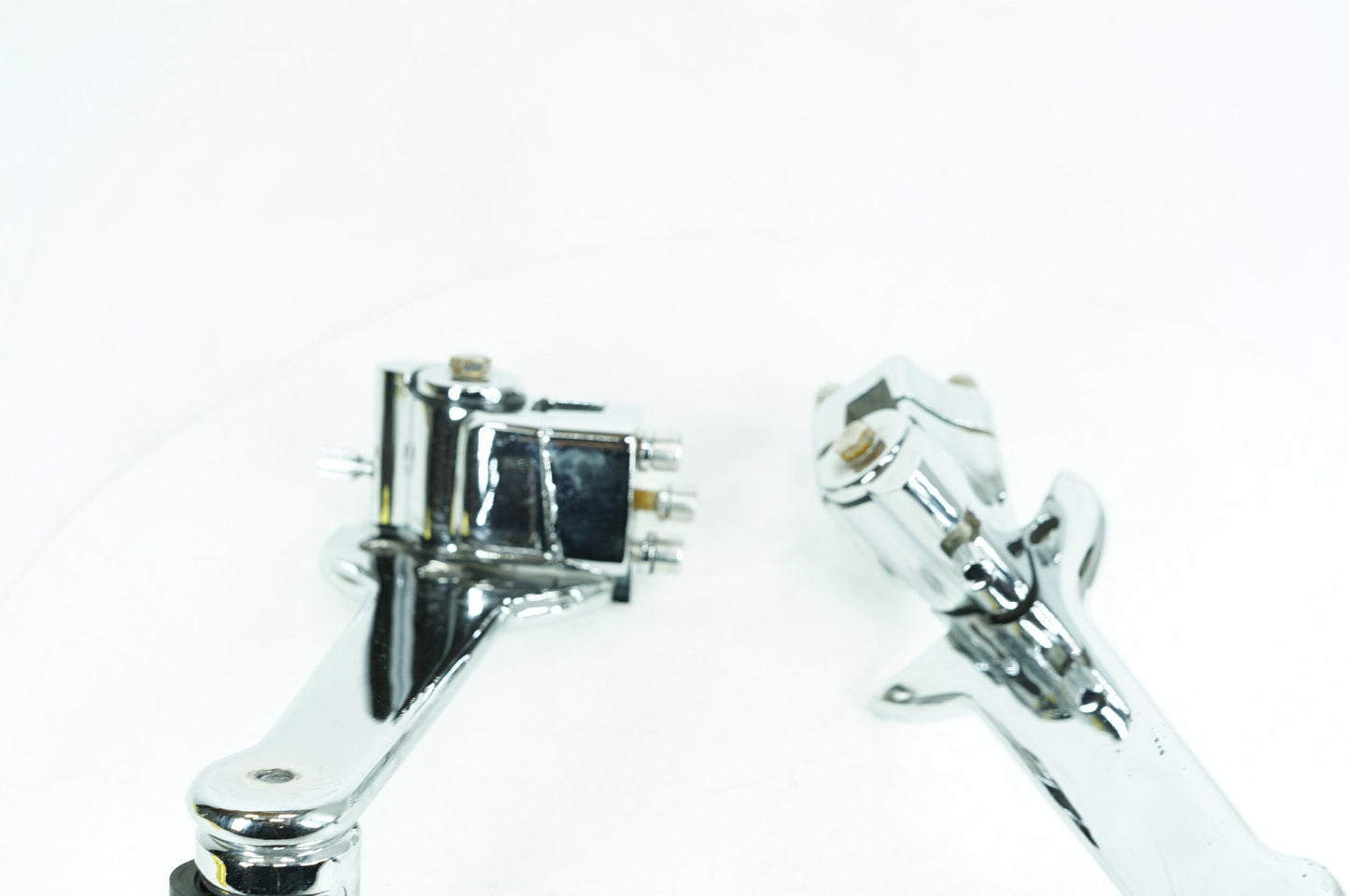 2007 - 2012 Harley-Davidson Touring Electra Glide Ultra Passenger Left & Right Foot Pegs Kuryakin