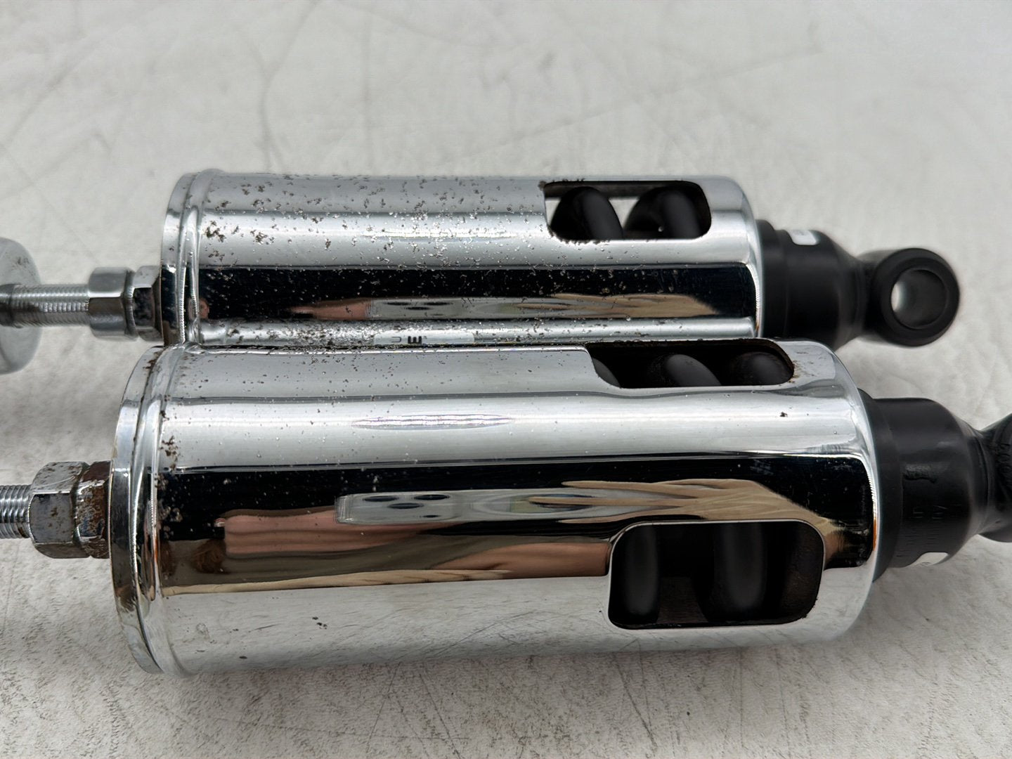 2011 Harley Heritage Softail Classic FLSTC OEM Rear Left Right Shock Absorbers