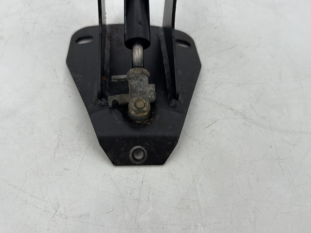 2008 Harley Touring Electra Ultra Adjustable Rider Backrest Lift Mount 52482-01A