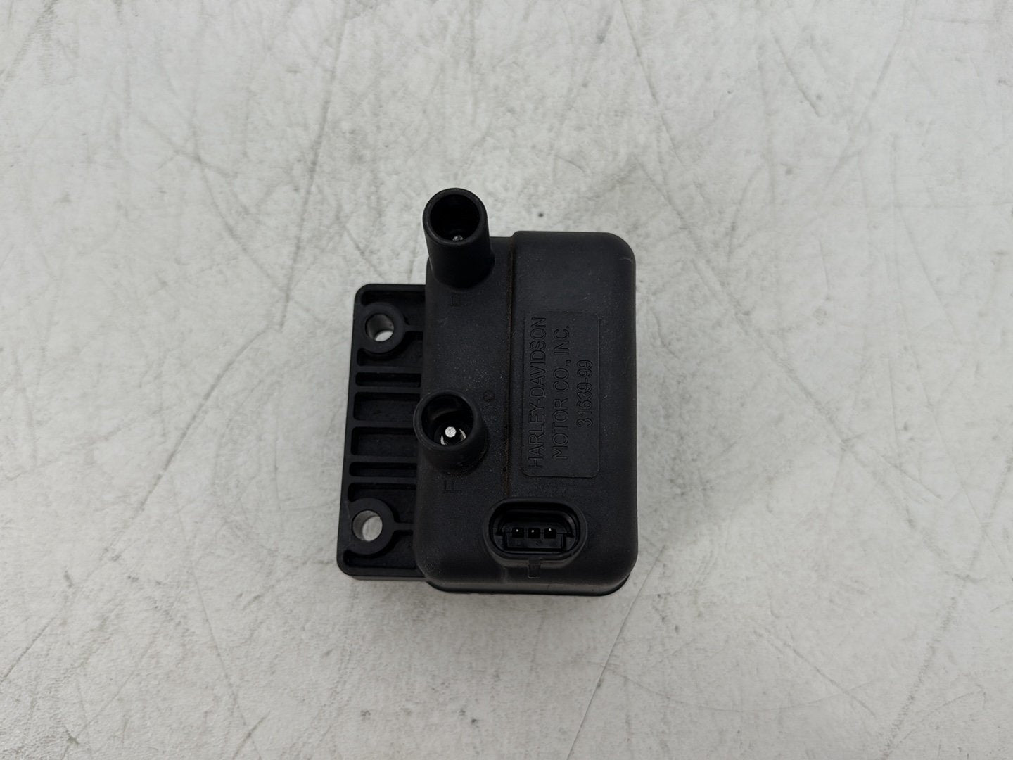 2000 Harley Touring FLHTCUI Electra Glide Ultra OEM Ignition Coil Spark Igniter