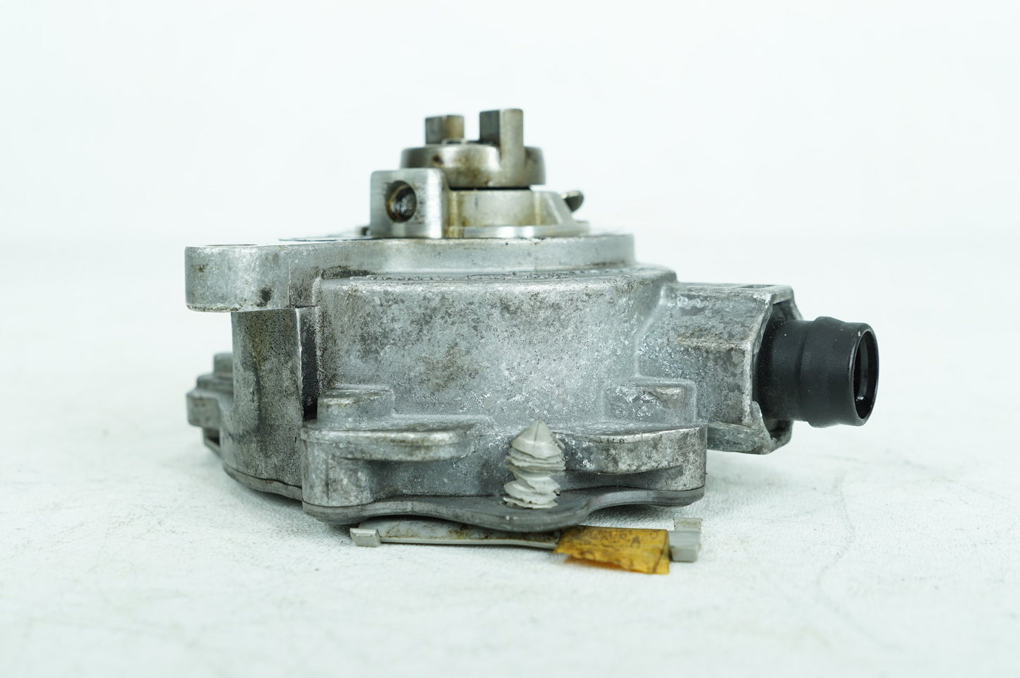 2013 - 2015 Jaguar XF  Brake Vacuum Pump