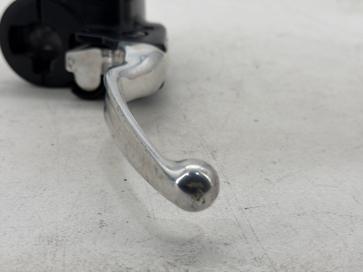 16 Harley Road Glide Touring FLTRXS OEM Front Right Brake Lever Master Cylinder