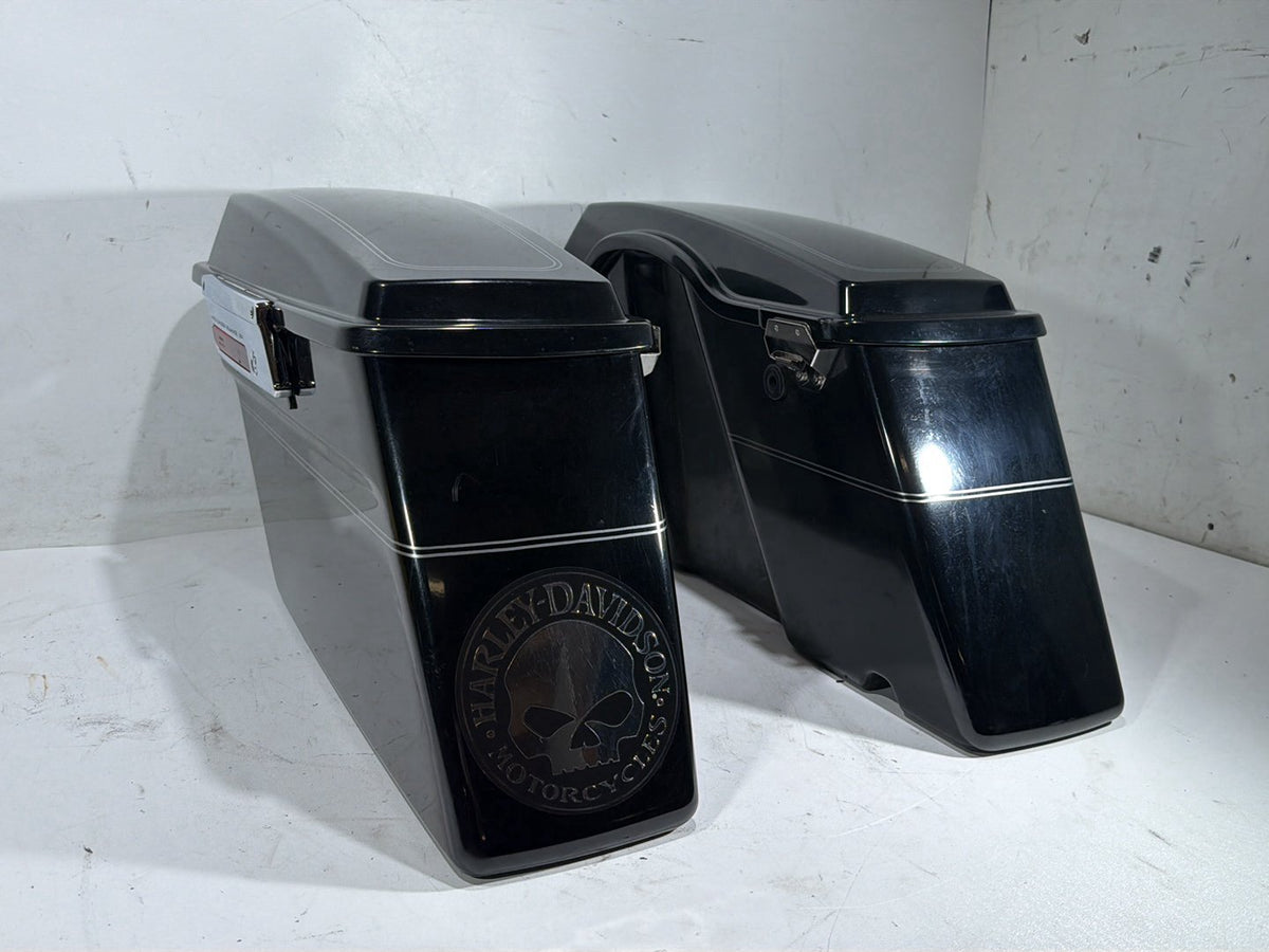 2005 Harley Electra Glide Touring Ultra OEM Left Right Saddlebags Luggage NOKey