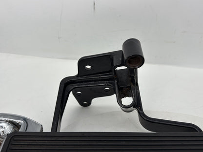 1999 - 2006 Harley-Davidson Softail Heritage Left Right Driver Floorboard Foot Rest 42431-00A