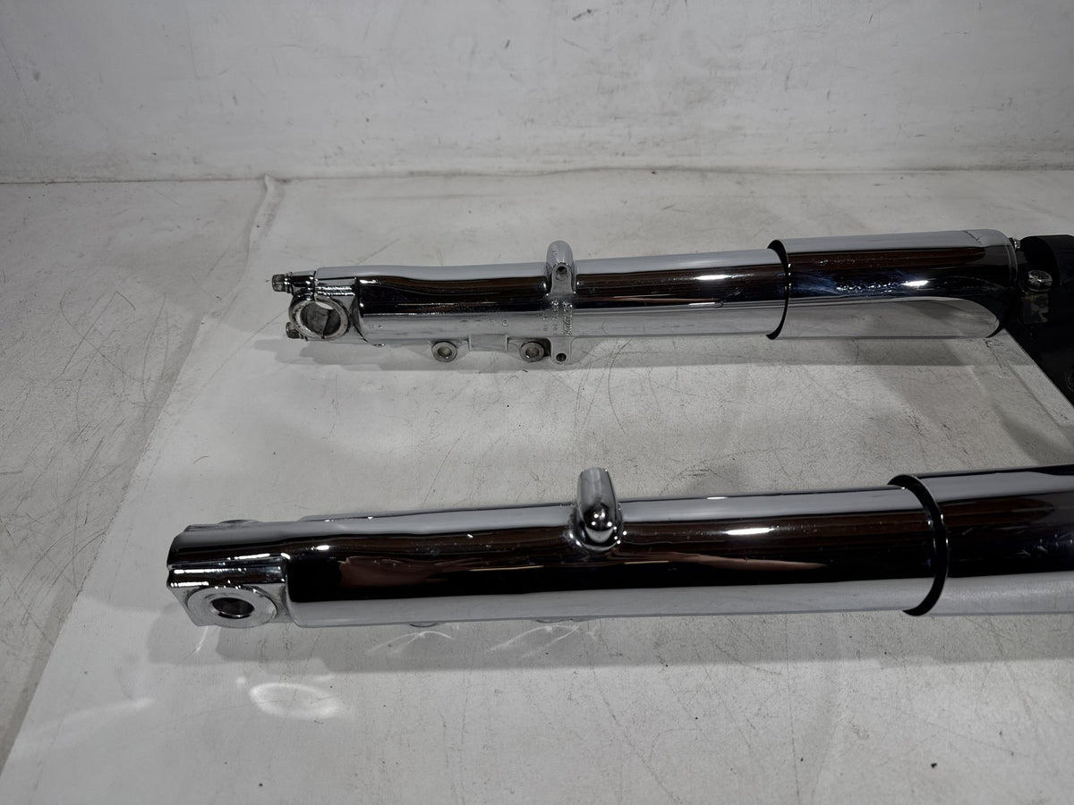02 Harley Electra Glide Touring Front Triple Tree Set & LH RH Fork Legs Sliders