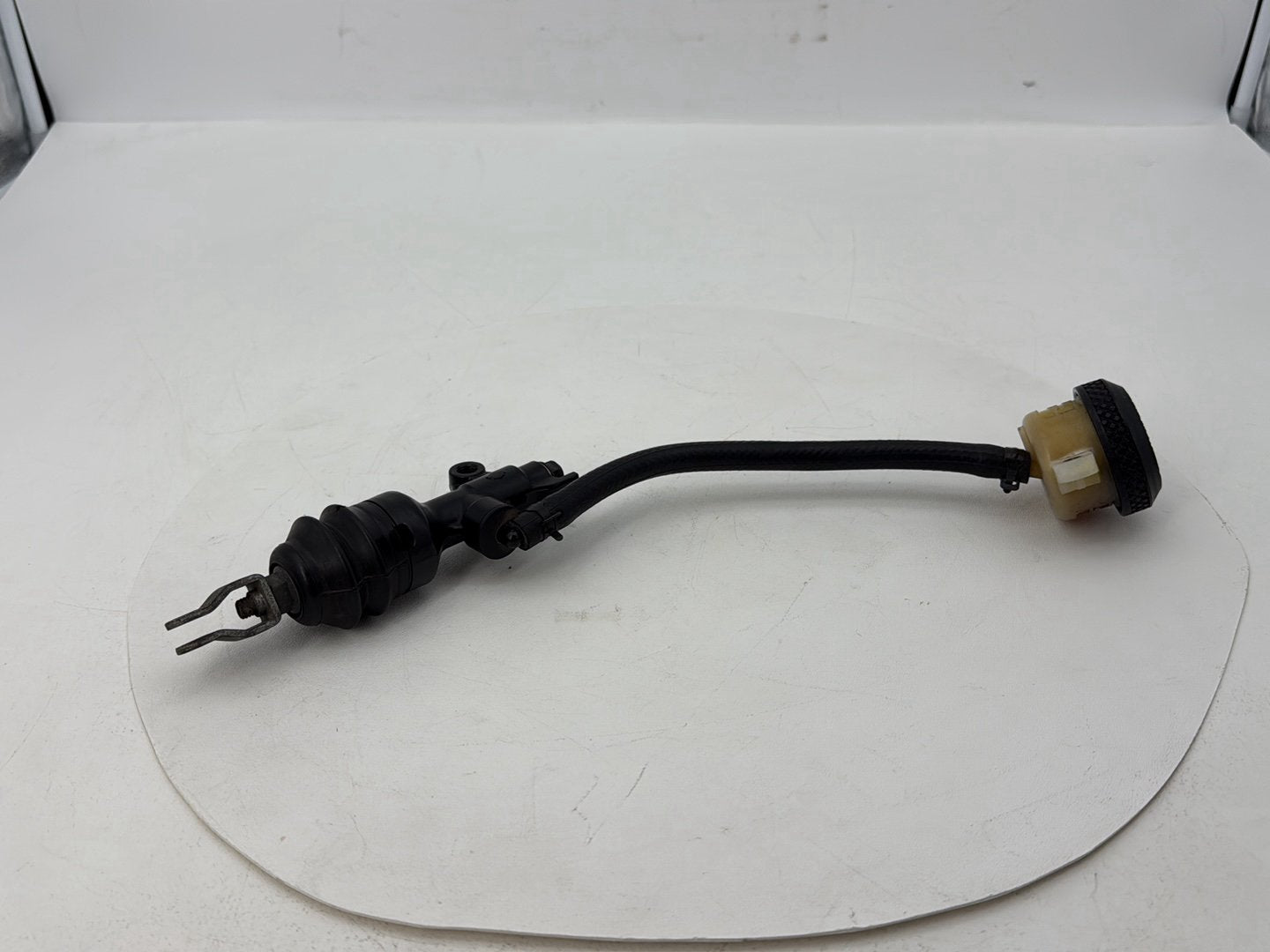 2004 - 2013 Harley-Davidson Sportster 883 Custom Rear Brake Line Master Cylinder Reservoir Tank  	42521-07