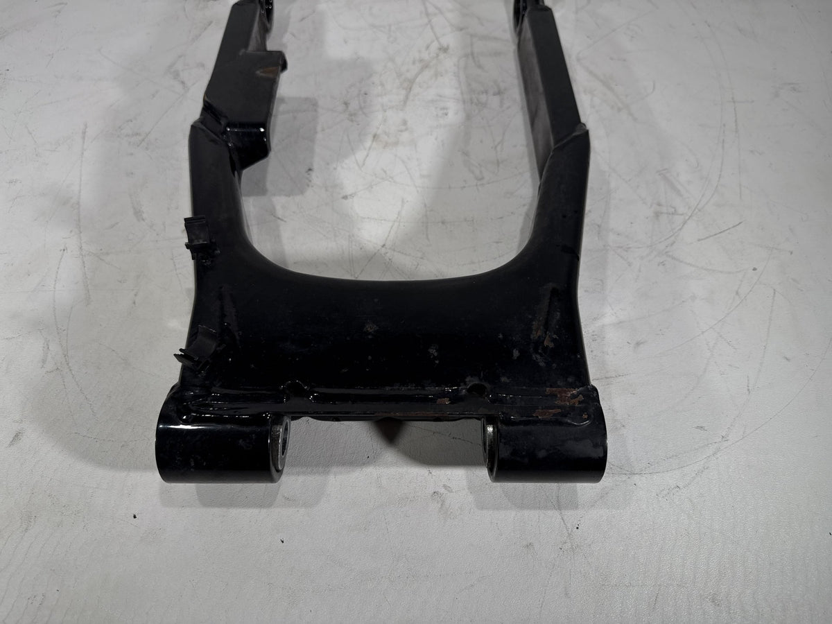 2006 Harley Street Glide Touring FLHX OEM Rear Fork Swingarm Swing Arm