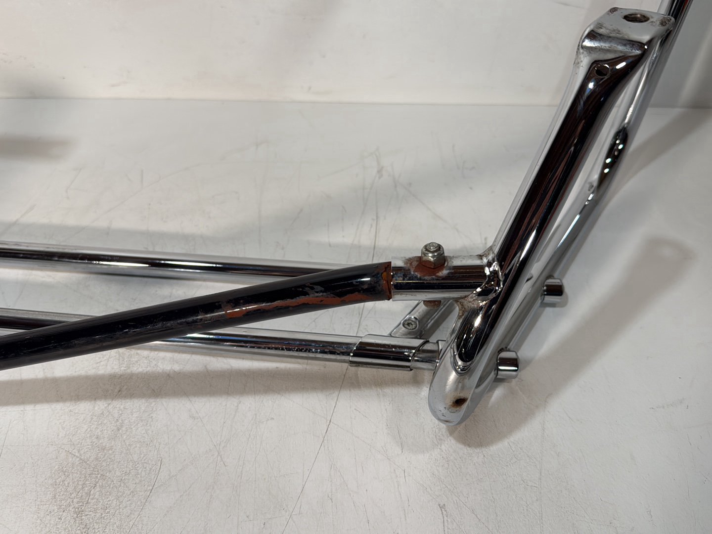 2007 - 2012 Harley-Davidson Touring Electra Glide Ultra Rear Left Right Saddlebag Guard Rails Bar 49193-93