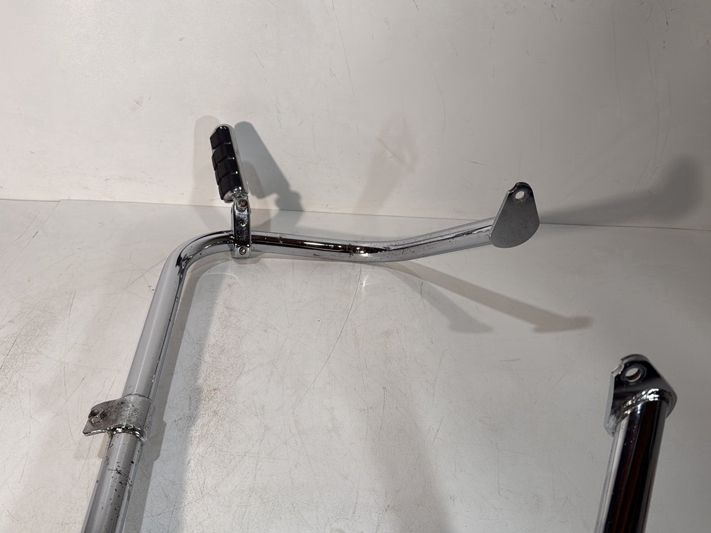 2007 - 2012 Harley-Davidson Touring Street Glide Front Engine Crash Highway Bar Guard w/ Foot Pegs