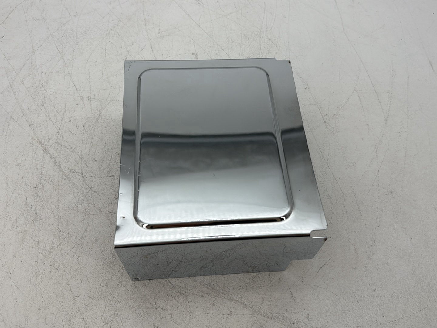 2000 Harley Dyna FXDWG Wide Glide OEM Lower Battery Tray Stay Box Cover Panel