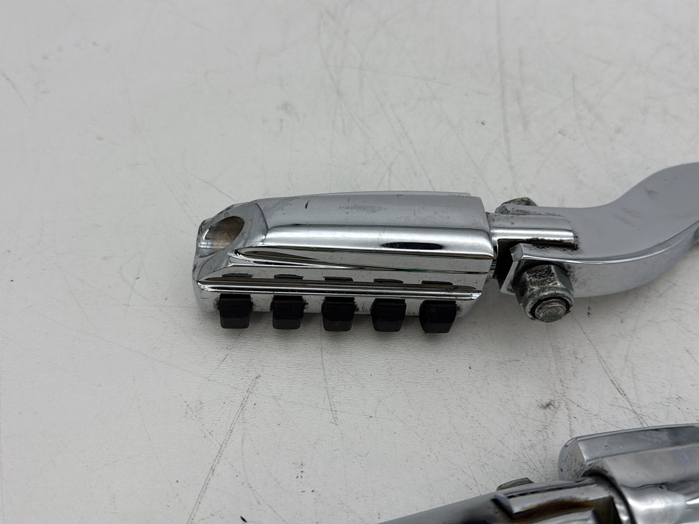 2002 Harley Dyna FXD Super Glide OEM Passenger Left & Right Foot Pegs
