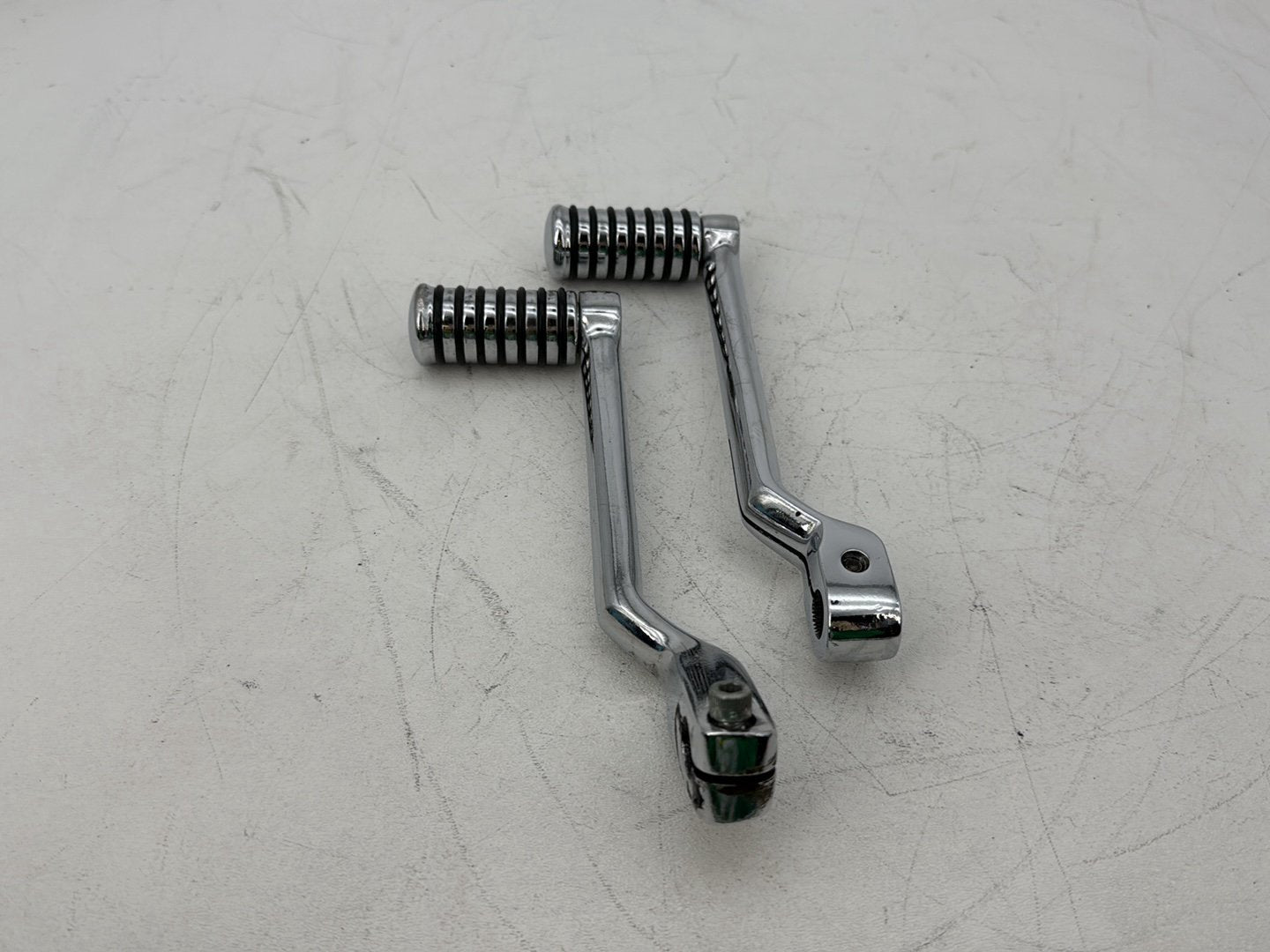 2000 Harley Touring Electra Glide Classic OEM Gear Shifter Lever Pedal Pedals