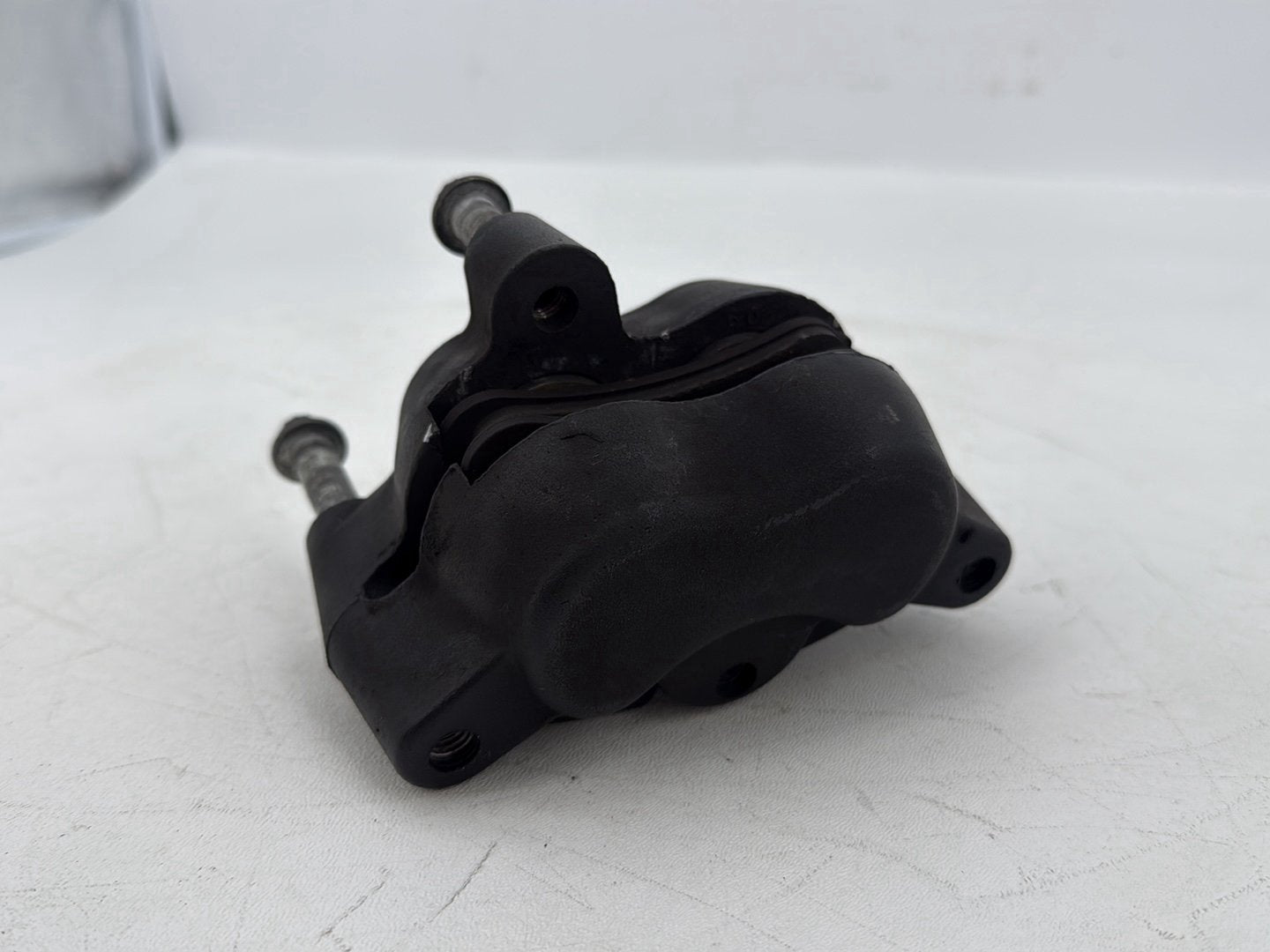 2007 - 2012 Harley-Davidson Dyna Super Glide Front Left 1 Brake Caliper 44046-08