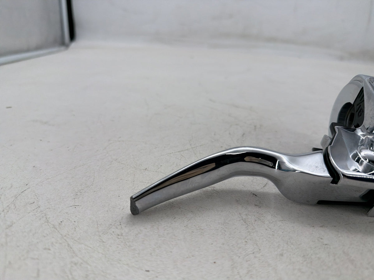 04 Harley Road King Touring Classic OEM Front Right Brake Lever Master Cylinder