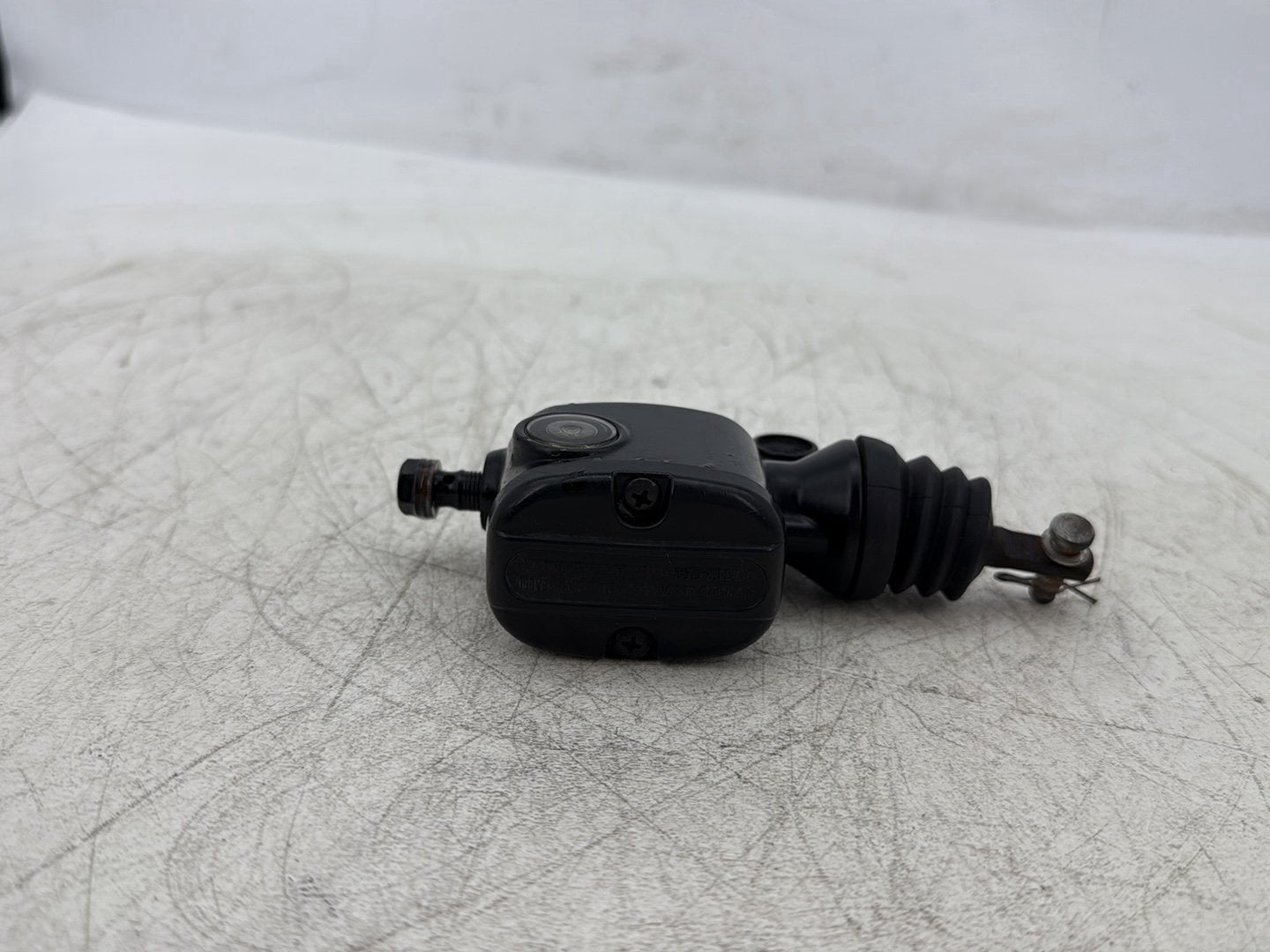 2011 Harley Street Glide Touring FLHX OEM Rear Brake Master Cylinder Reservoir
