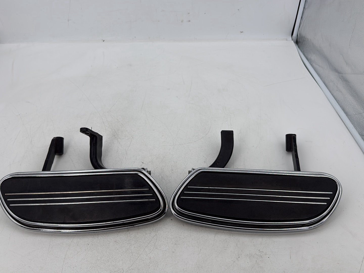 2007 - 2012 Harley-Davidson Touring Street Glide Left Right Driver Floorboard Foot Rest