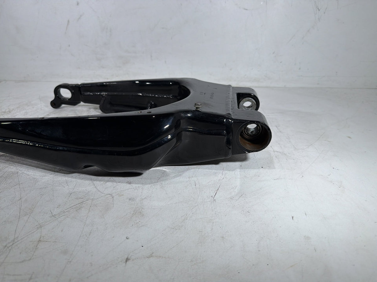 2010 Harley Street Glide Touring FLHX OEM Rear Fork Swingarm Swing Arm