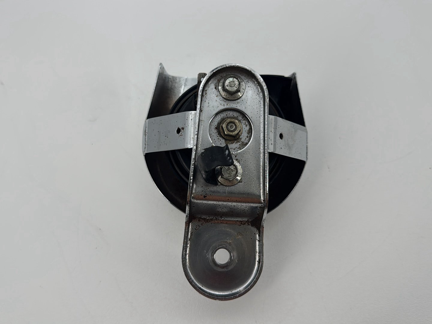 1999 - 2006 Harley-Davidson Dyna Low Rider Horn Signal Klaxon Chrome Cover