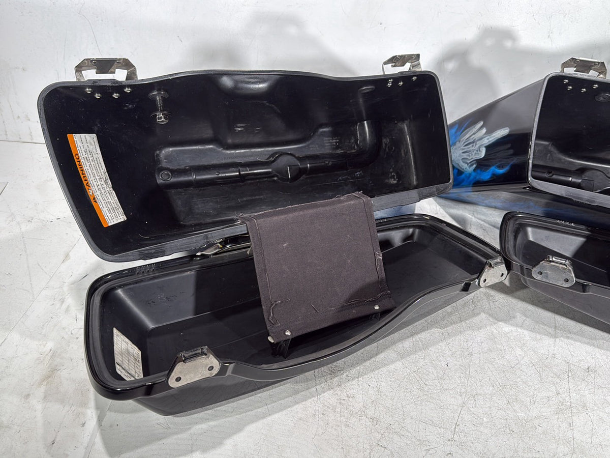 2005 Harley Road King Touring Police OEM Left Right Saddlebags Luggage NOKey