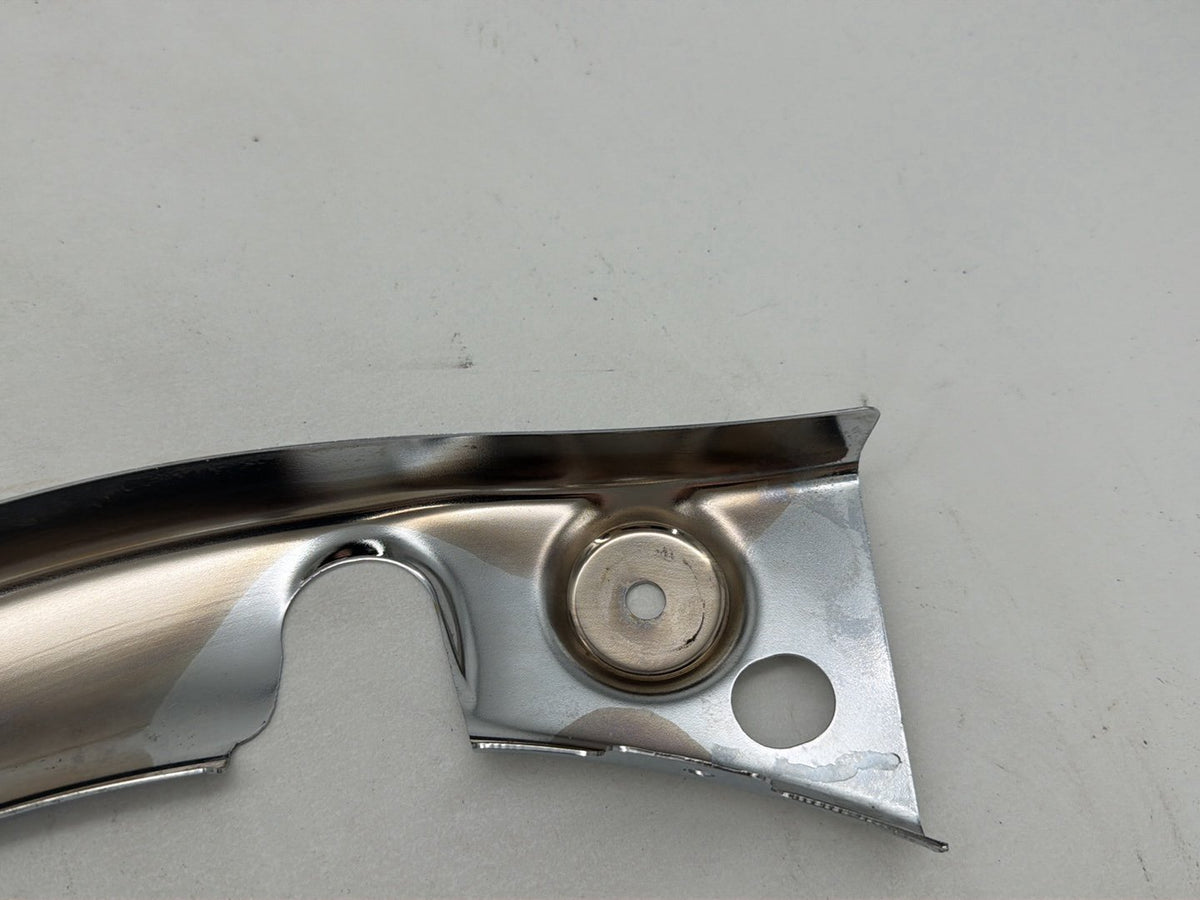 2010 Harley Street Glide Touring FLHX OEM Rear Left Right Fender Struts Bracket