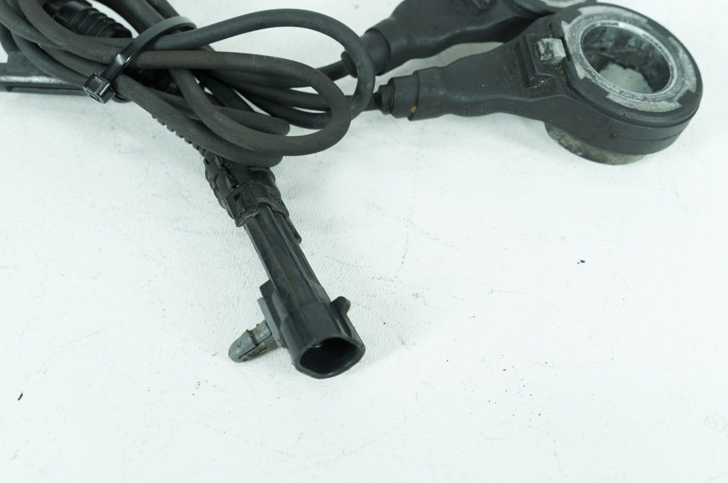 2008 - 2016 Harley-Davidson Touring Street Glide Front & Rear Wheel ABS Speed Sensors 40614-08