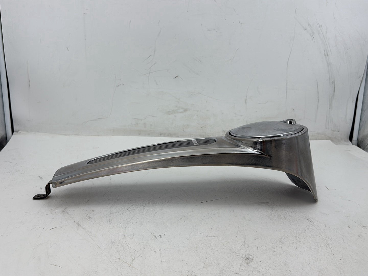 2007 Harley Street Glide Touring FLHX OEM Fuel Gas Tank Dash Console NOKey