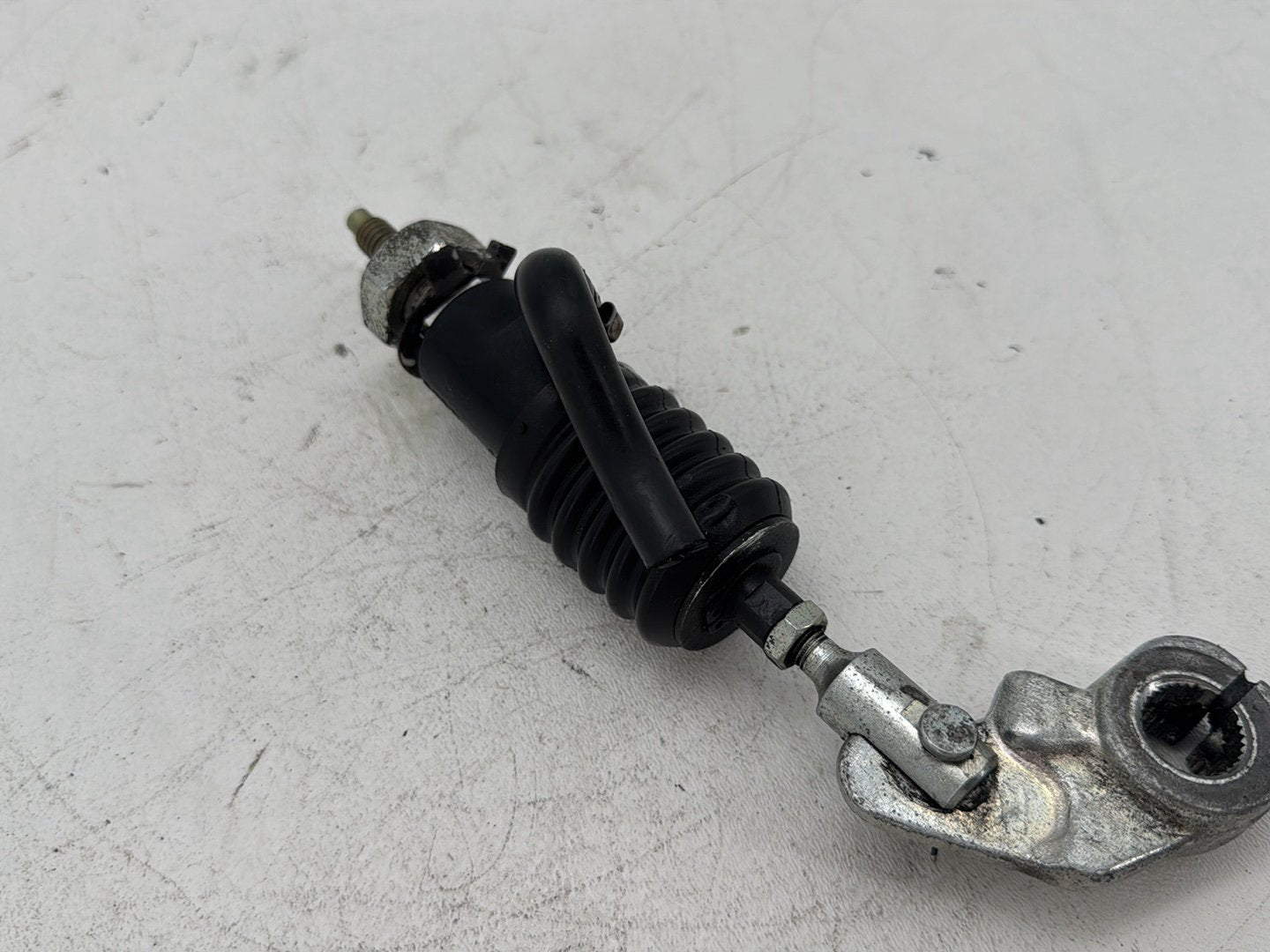 1996 Harley Road King Touring Police FLHPI OEM Rear Stop Brake Master Cylinder