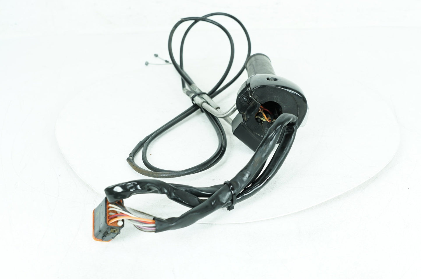 1999 - 2006 Harley-Davidson Touring Electra Glide Right Engine Start Kill Switches Controls 71684-06A