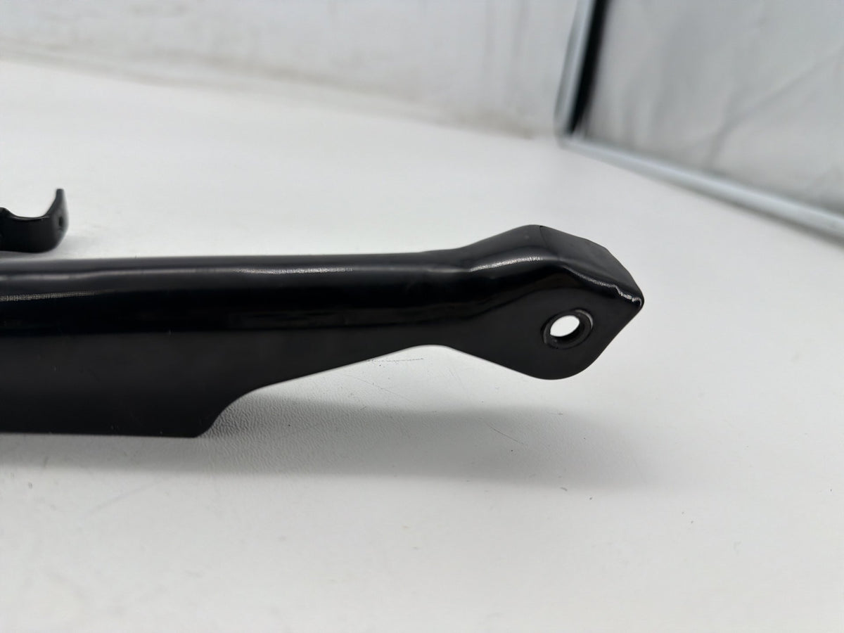 2011 Harley Softail Deluxe FLSTN OEM Seat Bracket Mount Support Mounting