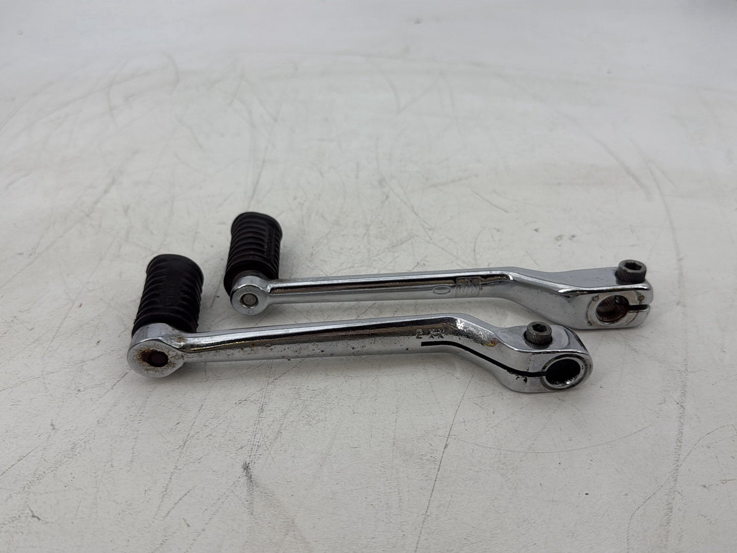 2005 Harley Heritage Softail Classic FLSTCI OEM Gear Shifter Lever Pedal Pedals
