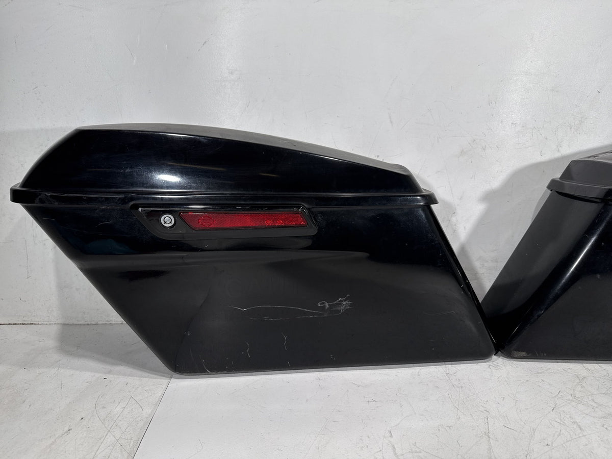 11 Harley Street Glide Touring FLHX-103 OEM Left Right Saddlebags Luggage NOKey