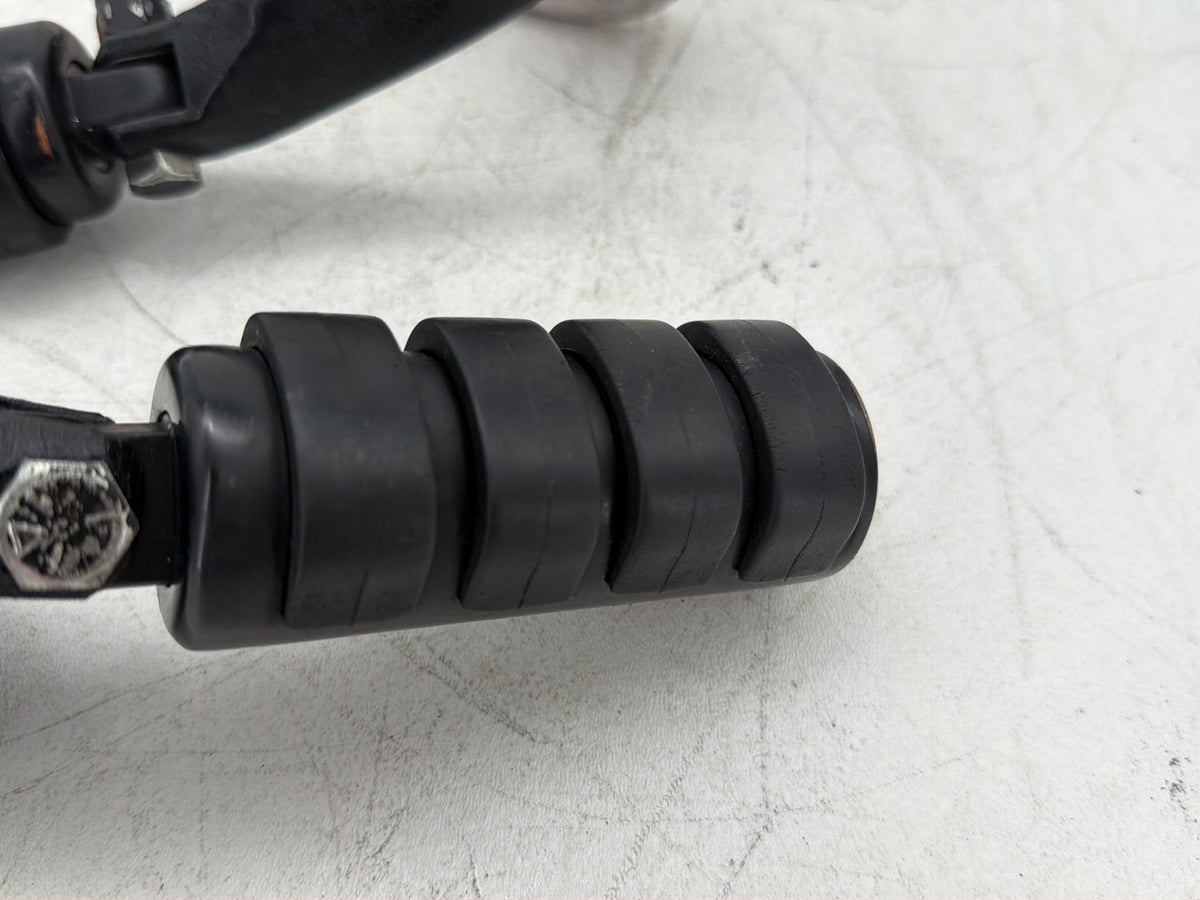 2008 Harley Dyna Fat Bob FXDF OEM Left Right Foot Brake Control Pegs