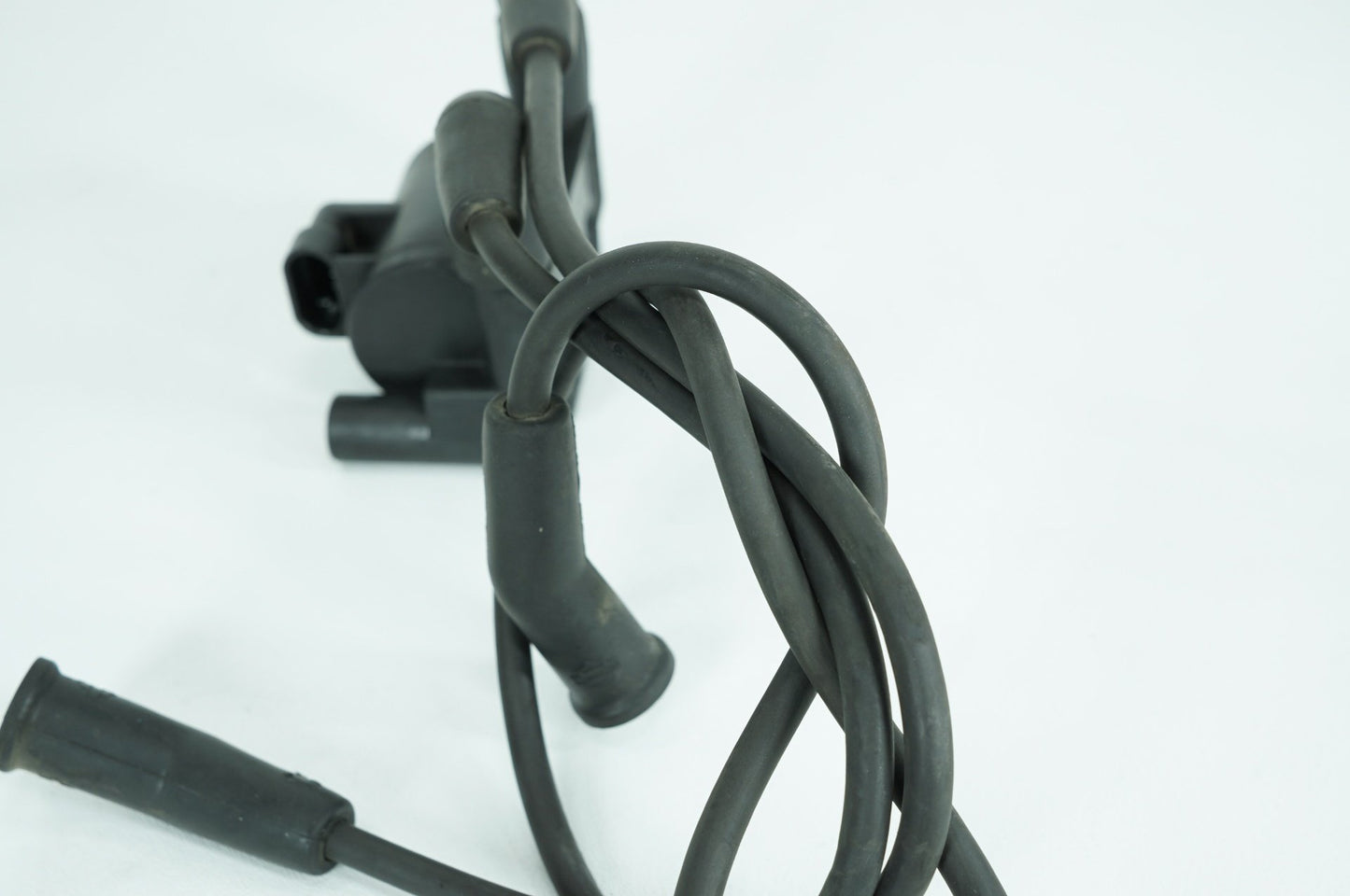 2007 - 2011 Harley-Davidson Touring Street Glide Ignition Coil Spark Plugs Cable 31696-07A