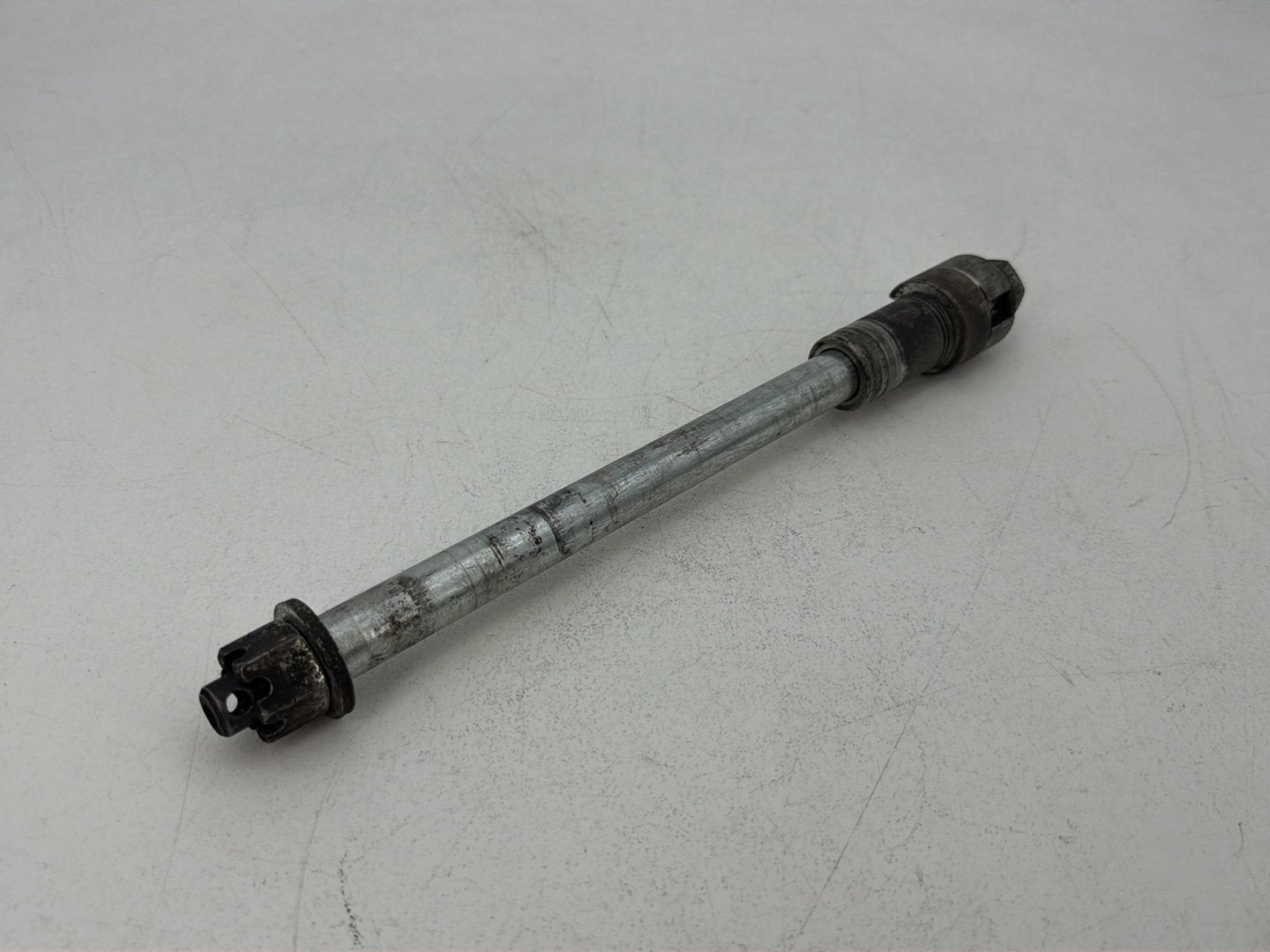 1986 - 1998 Harley-Davidson Softail Heritage Classic Rear Wheel Axle Bolt Shaft 41110-79A