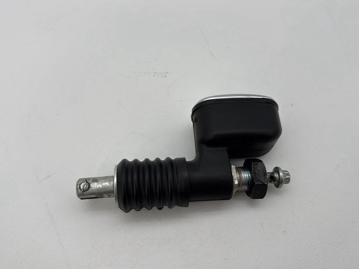 2008 Harley Softail Deluxe FLSTN OEM Rear Brake Master Cylinder Reservoir