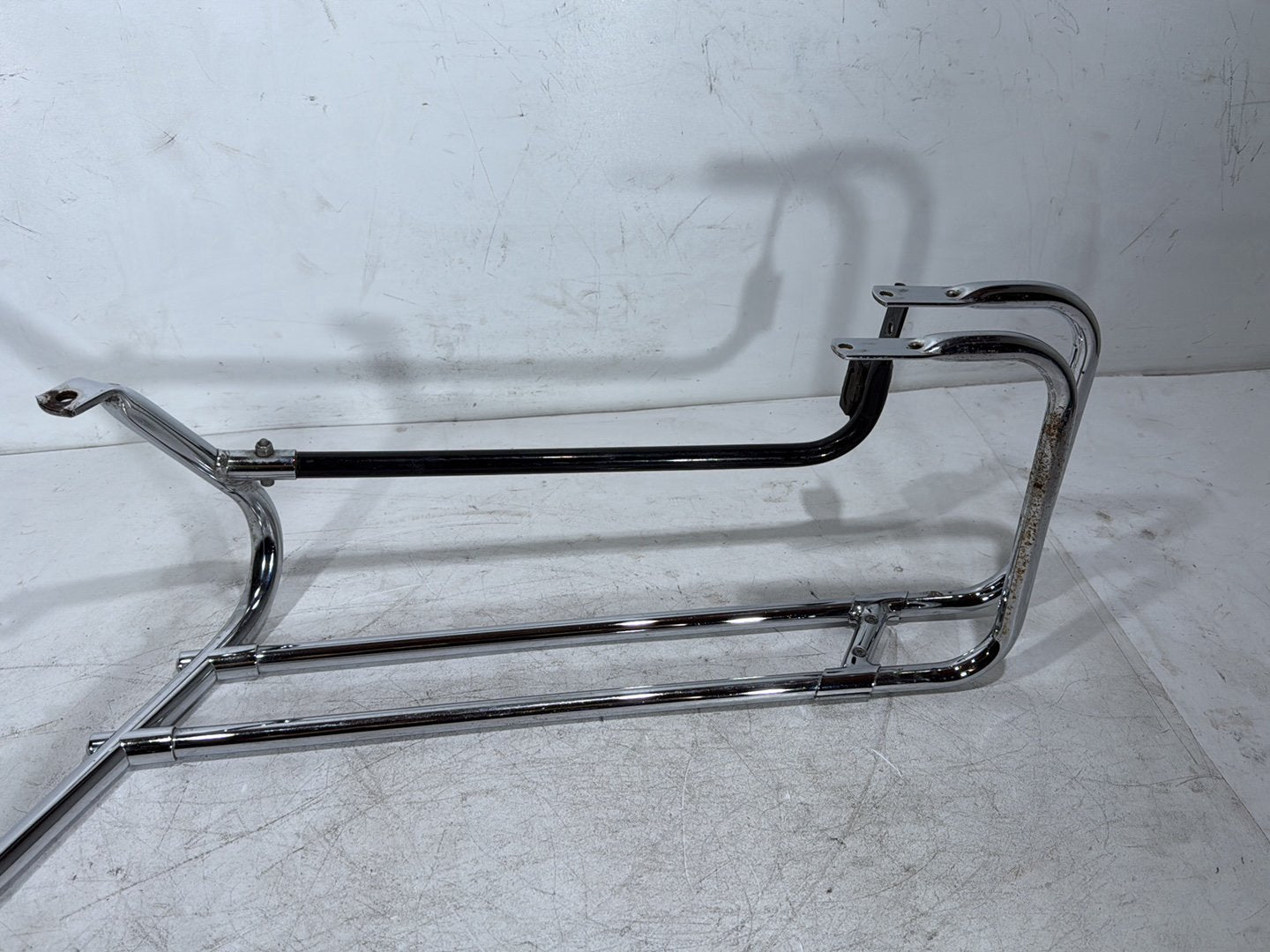 1999 Harley Electra Glide Touring FLHT OEM Rear Right Saddlebag Guard Rails Bar