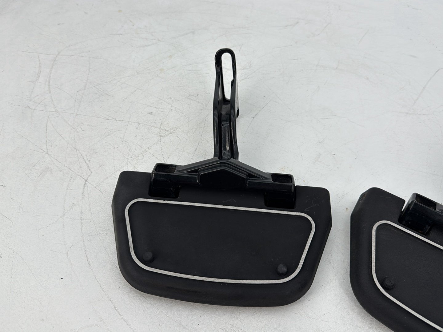 2008 - 2016 Harley-Davidson Touring Electra Glide Ultra Left & Right Passenger Floorboard Foot Rest