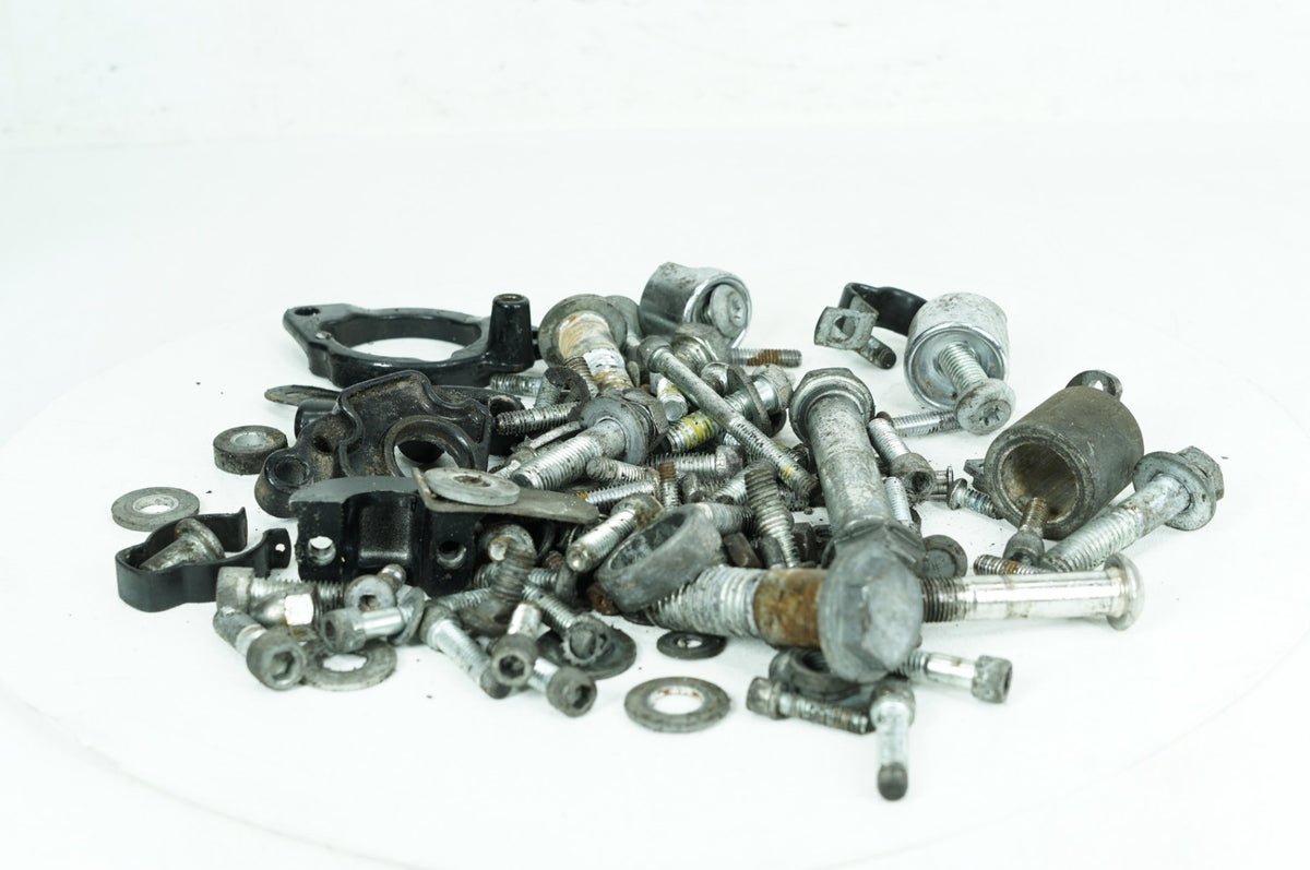 2006 Harley-Davidson Sportster XL883 L Low OEM Hardware Bolts Nuts & Brackets