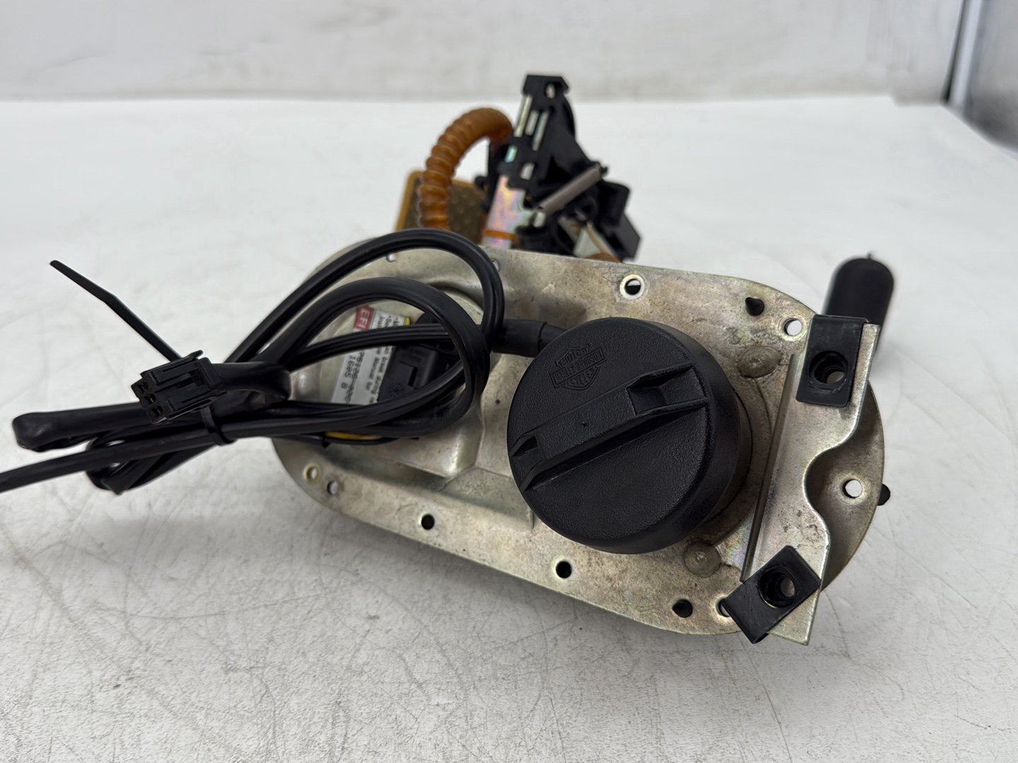 2005 Harley Electra Glide Touring Ultra FLHTCUI OEM Fuel Pump Gas Gasoline Petrol Sending