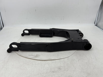 1999 - 2006 Harley-Davidson Touring Electra Glide Ultra Rear Fork Swingarm Swing Arm 47549-02A