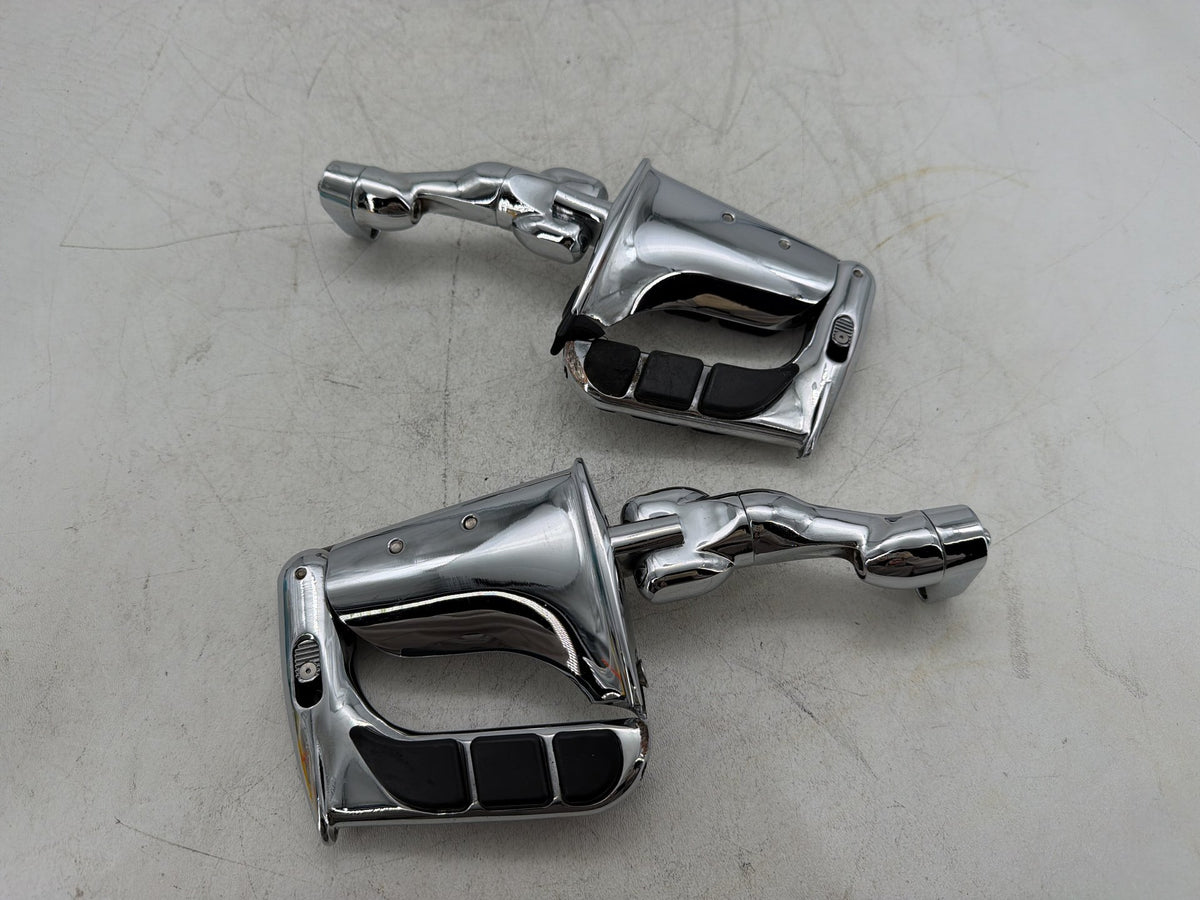 09 Harley Electra Glide Touring CVO Front Right Left Highway Foot Pegs Kuryakyn