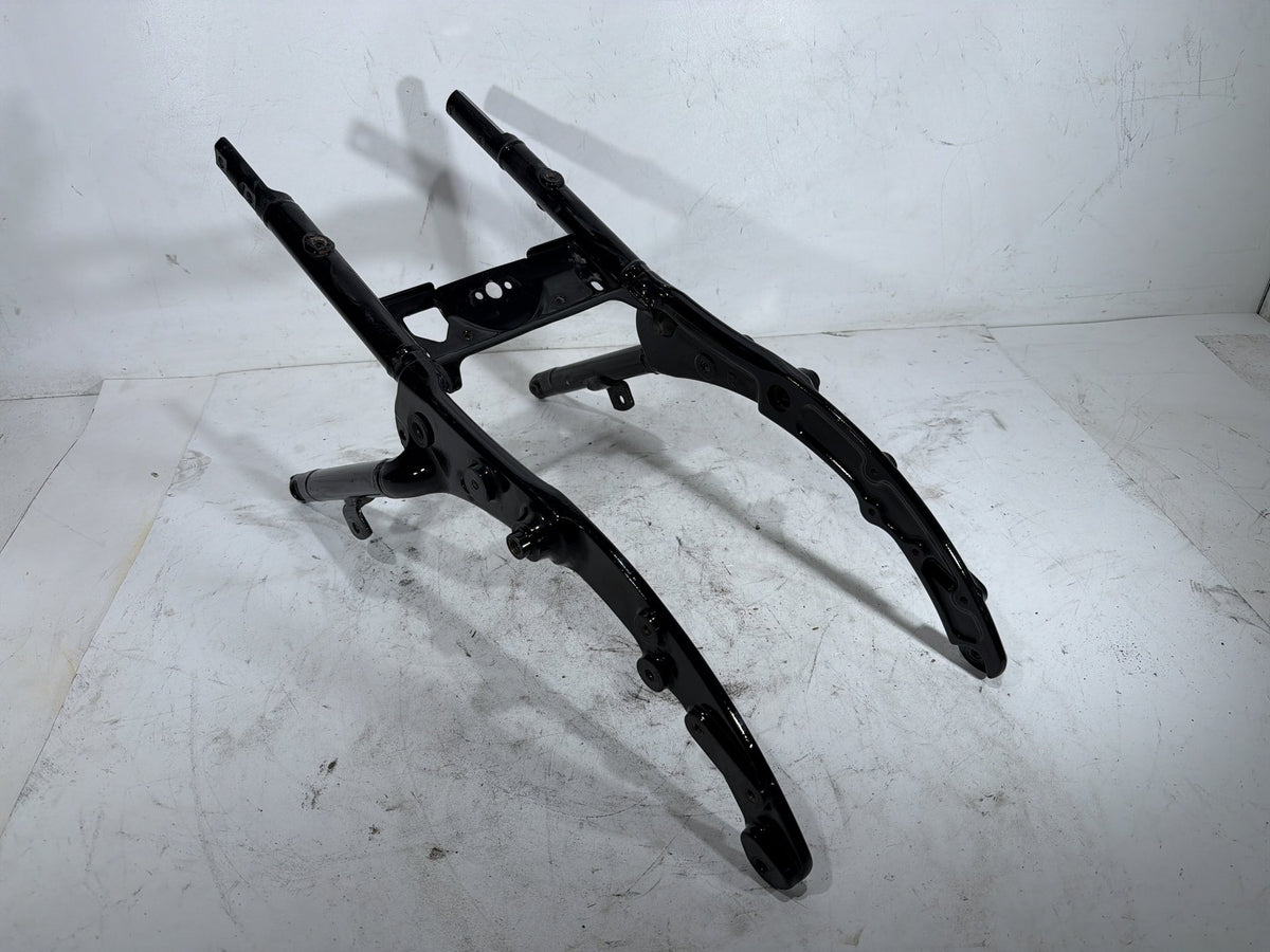 2010 Harley Electra Glide Touring OEM Rear Back Sub Frame Rail Bar 48079-09BHP
